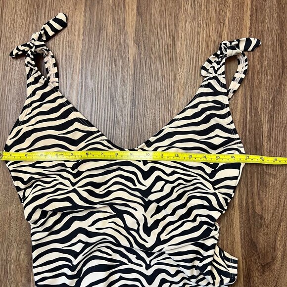 Sanctuary Womens Modern Kitty One Piece Print Full One Piece Swimsuit Large - Picture 3 of 8